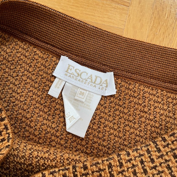 Escada Blazer with Matching Skirt - Picture 7 of 8